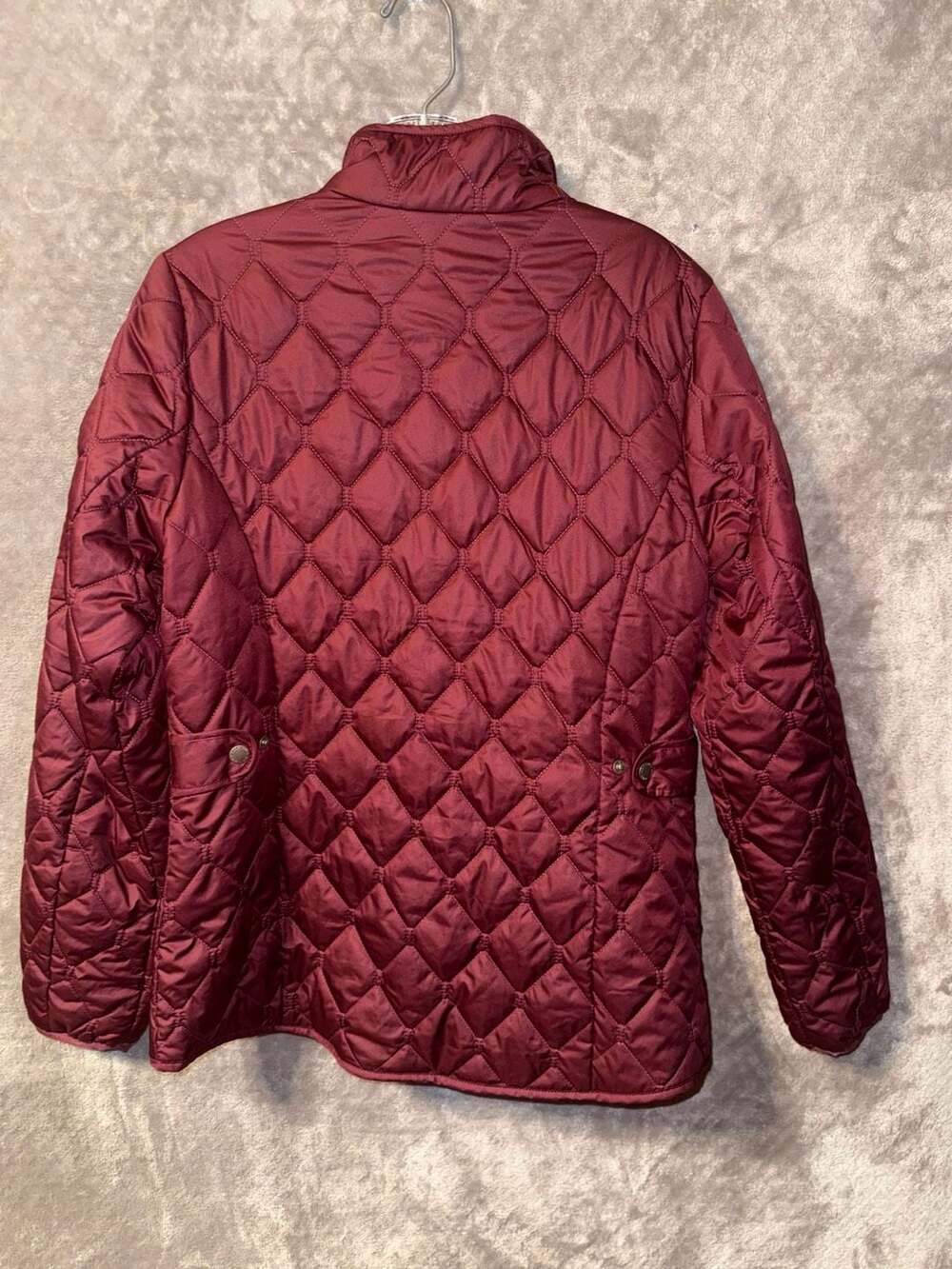 Eddie Bauer Women's Quilted Lightweight Zip-Up Jacket in Burgundy - Picture 8 of 8
